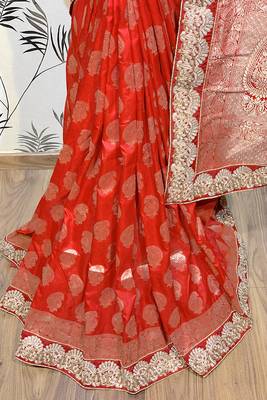 Red Embroidered Pure Banarasi Silk Saree With Blouse 3