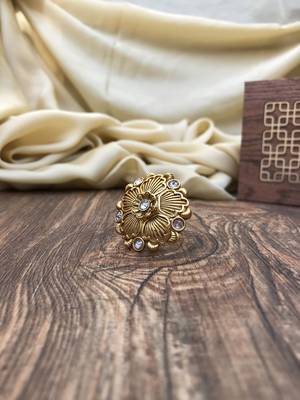 American Diamond Stone Flower Ring 1