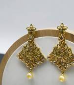 Gold earrings