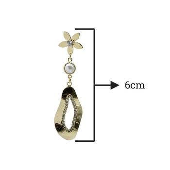 Gold earrings 3