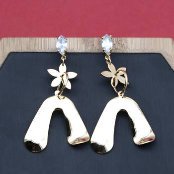 Gold earrings 2
