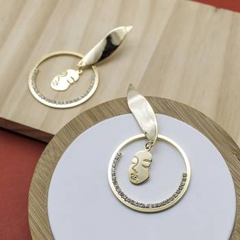 Gold earrings 1