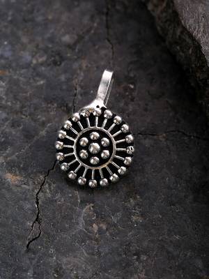 Silver nose-ring 1