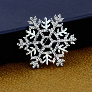 Silver cubic zirconia brooch 1