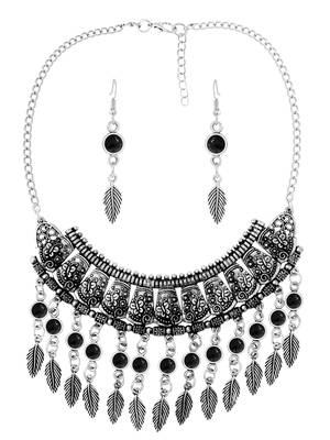 Black na necklace-sets 1
