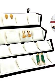 atorakushon VELVET COMBO JEWELLERY  EARRINGS box NECKLACE ORGANISER FOR WOMEN'S 1PCS (CREAM)