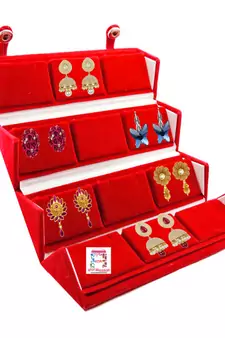 Maroon jewellery-box