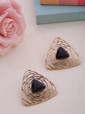 Black earrings 1