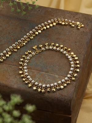 Gold anklets 1