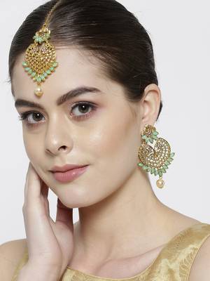 Green maang-tikka 2