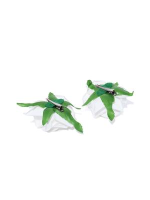 White hair-accessories 4