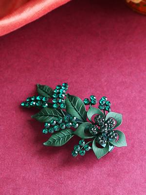 Green hair-accessories 1
