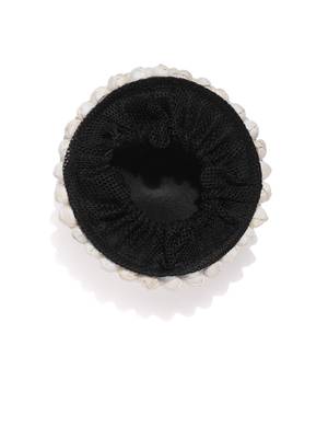White hair-accessories 4