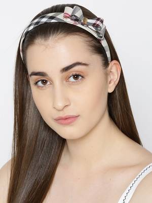Beige hair-accessories 1