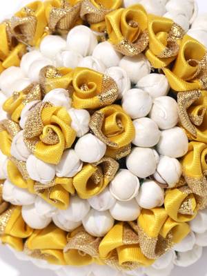 Yellow hair-accessories 3