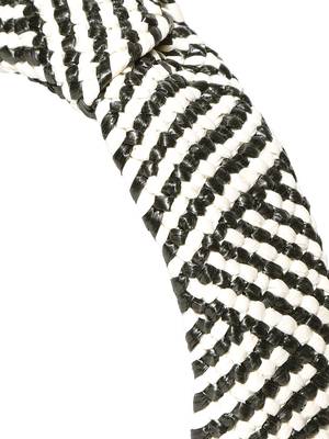 Black hair-accessories 4