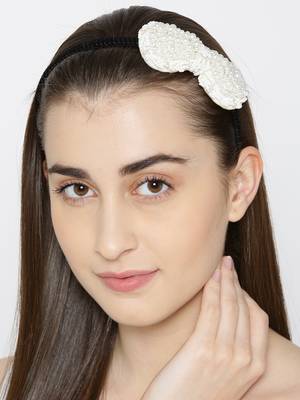 Cream hair-accessories 1