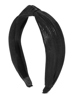 Black hair-accessories 2