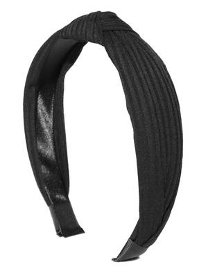 Black hair-accessories 2