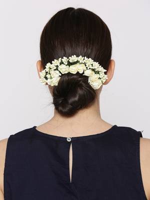 White hair-accessories 1