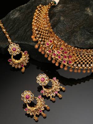 Pink necklace-sets 1