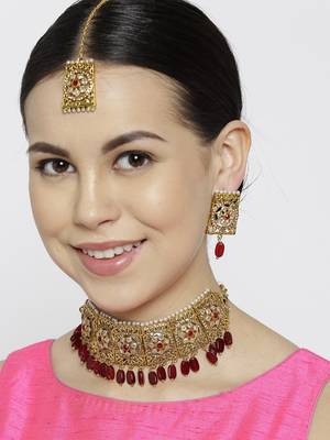 Red necklace-sets 2
