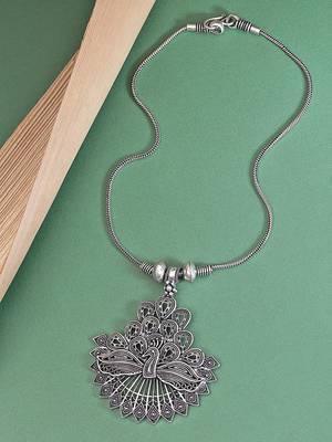Silver necklace-sets 1