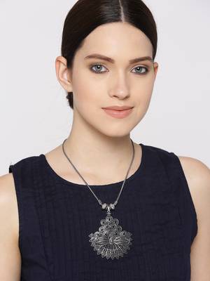 Silver necklace-sets 2