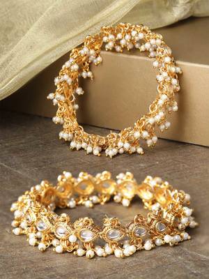 Gold bangles-and-bracelets 1