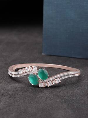 Green bracelets 1