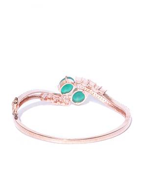 Green bracelets 4