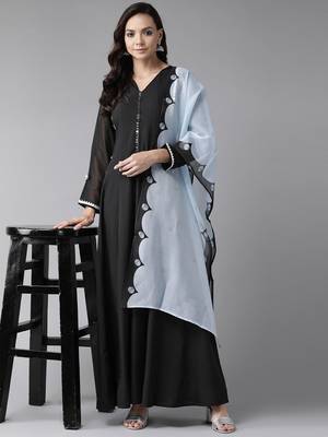 Black printed crepe ethnic-kurtis 4
