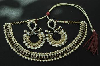 Kundan Necklace with Pearls & Black stones & Long Round Earrings with Black peacock moti, pearls and white stones 1