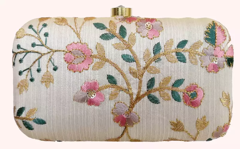 WORTHYY COLLECTIONS EMBROIDERED PARTY CLUTCH BAG WHITE