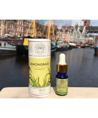 Divine Aroma Lemongrass Essential Oil | 100% Pure & Natural | For Skin, Hair, Repelling Insect | 10ml 1