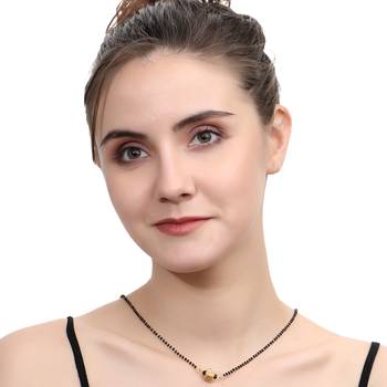 Gold cubic zirconia mangalsutra 3