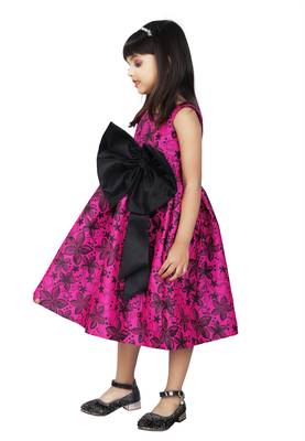 Girls Pink Frock Set For Kids  3