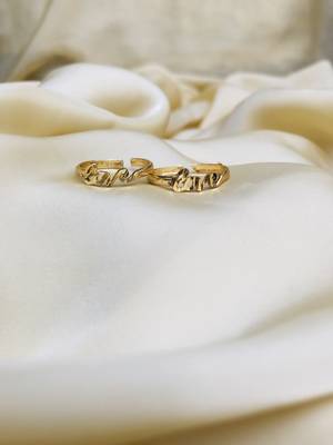 Gold toe-rings 3