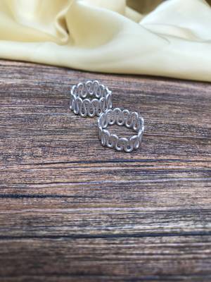 Silver toe-rings 2
