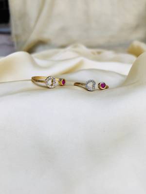 Gold toe-rings 4
