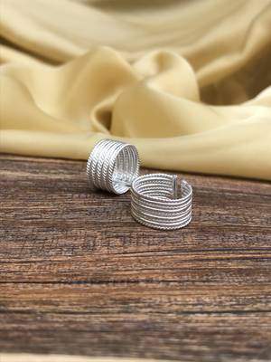 Silver toe-rings 1