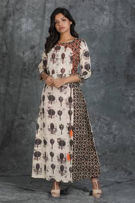 Off-white printed cotton cotton-kurtis 1