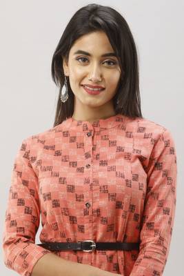 Women's Peach Cotton Flex Geometric Printed A-Line Kurta 5