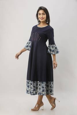 Women's Navy Blue Cotton Flex Anarkali Floral Printed Kurta 2