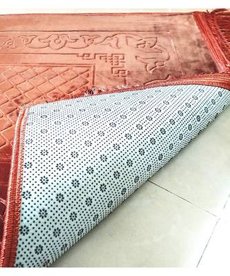 Brown Velvet Anti Skid  Muslim Prayer Mat 2