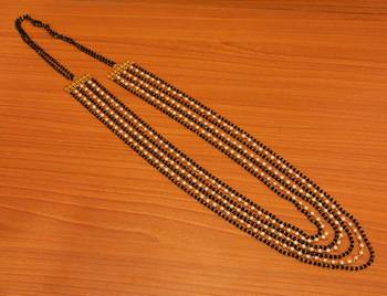 Black Pearl Necklaces 1