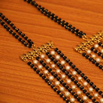 Black Pearl Necklaces 3