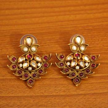 Red Ruby       Danglers-Drops 1