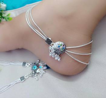 Silver diamond anklets 1