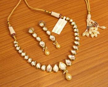 White Pearl Necklace-Sets 1